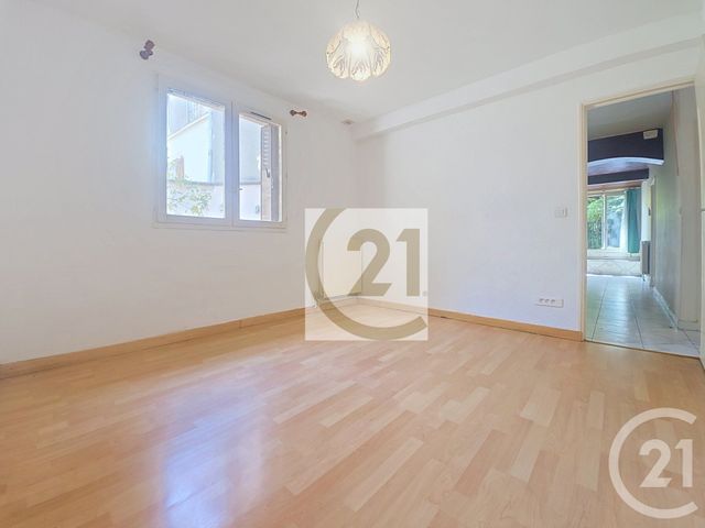 maison à vendre - 3 pièces - 74.01 m2 - IVRY SUR SEINE - 94 - ILE-DE-FRANCE - Century 21 Raspail