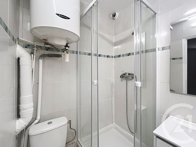 Appartement Studio à louer - 1 pièce - 14.31 m2 - CORBEIL ESSONNES - 91 - ILE-DE-FRANCE - Century 21 Raspail
