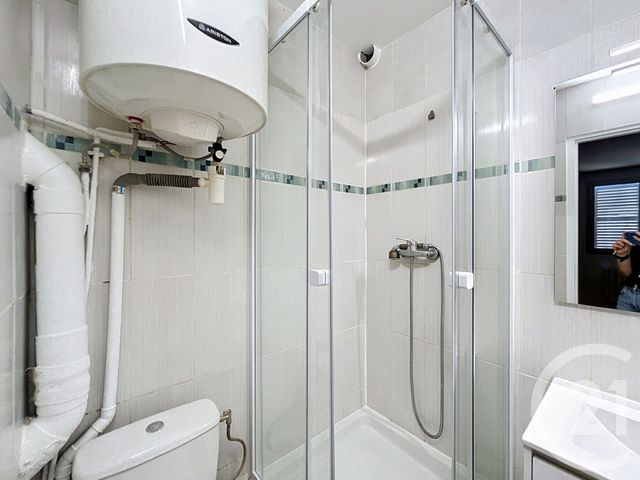 Appartement Studio à louer - 1 pièce - 14.31 m2 - CORBEIL ESSONNES - 91 - ILE-DE-FRANCE - Century 21 Raspail