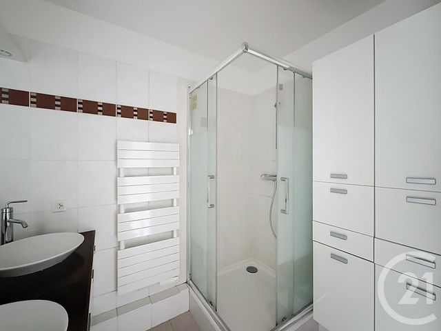 Appartement F3 à louer - 3 pièces - 66.98 m2 - IVRY SUR SEINE - 94 - ILE-DE-FRANCE - Century 21 Raspail