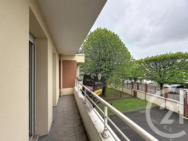 Appartement F3 à louer - 3 pièces - 66.98 m2 - IVRY SUR SEINE - 94 - ILE-DE-FRANCE - Century 21 Raspail