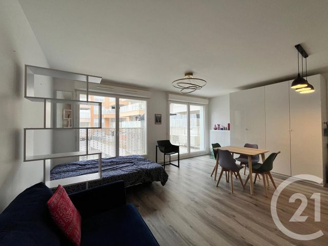 Appartement Studio à louer - 1 pièce - 34.83 m2 - IVRY SUR SEINE - 94 - ILE-DE-FRANCE - Century 21 Raspail