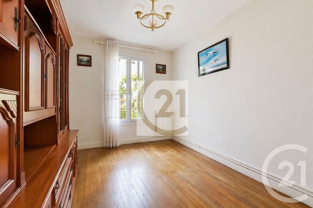 Appartement F2 à vendre - 2 pièces - 35.83 m2 - IVRY SUR SEINE - 94 - ILE-DE-FRANCE - Century 21 Raspail