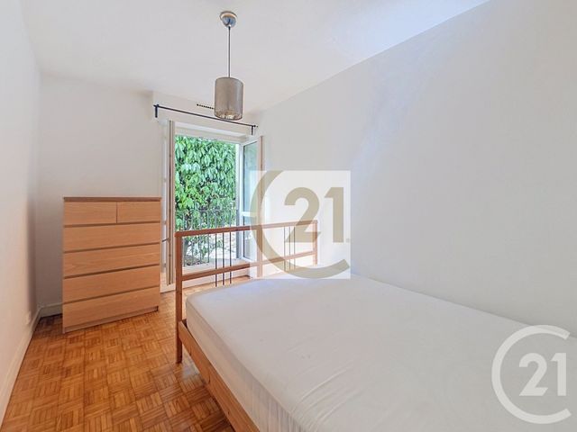Appartement F2 à vendre - 2 pièces - 47.81 m2 - IVRY SUR SEINE - 94 - ILE-DE-FRANCE - Century 21 Raspail