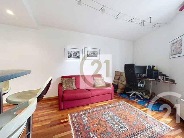 Appartement F2 à vendre - 2 pièces - 38.21 m2 - IVRY SUR SEINE - 94 - ILE-DE-FRANCE - Century 21 Raspail