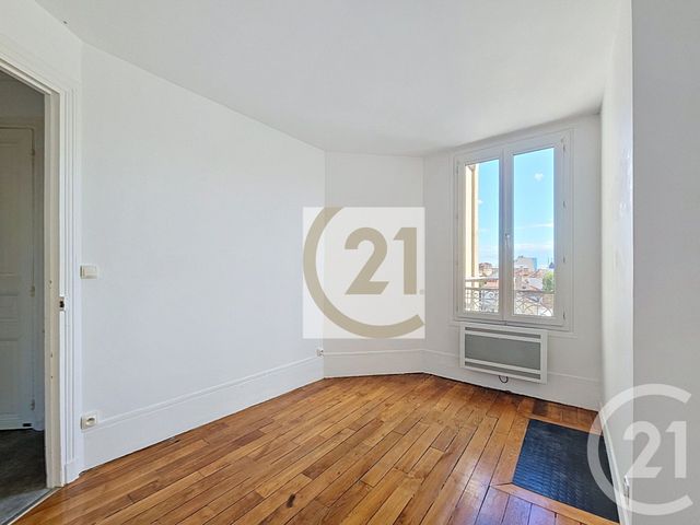 Appartement F2 à vendre - 2 pièces - 27.8 m2 - IVRY SUR SEINE - 94 - ILE-DE-FRANCE - Century 21 Raspail