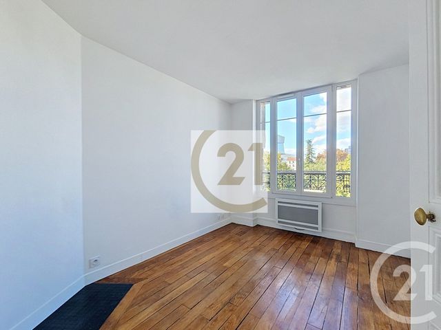 Appartement F2 à vendre - 2 pièces - 27.8 m2 - IVRY SUR SEINE - 94 - ILE-DE-FRANCE - Century 21 Raspail