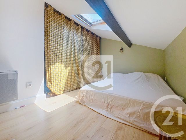 Appartement F2 à vendre - 2 pièces - 29.86 m2 - IVRY SUR SEINE - 94 - ILE-DE-FRANCE - Century 21 Raspail