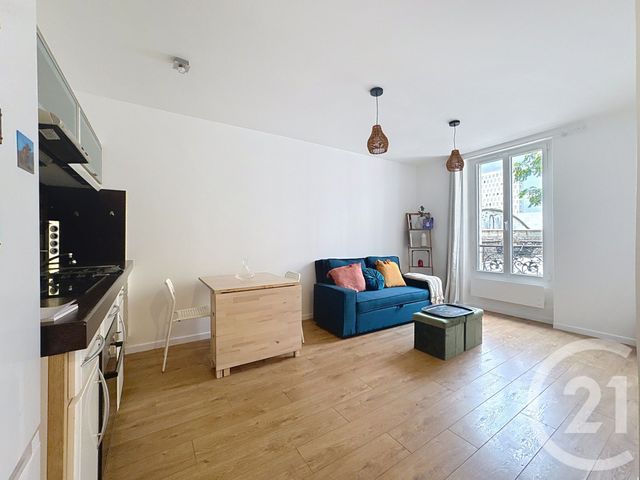 Appartement T2 à louer - 2 pièces - 41.16 m2 - IVRY SUR SEINE - 94 - ILE-DE-FRANCE - Century 21 Raspail