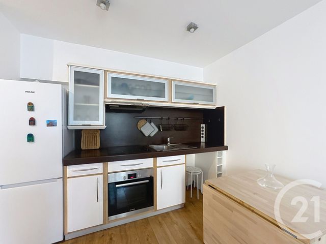 Appartement T2 à louer - 2 pièces - 41.16 m2 - IVRY SUR SEINE - 94 - ILE-DE-FRANCE - Century 21 Raspail