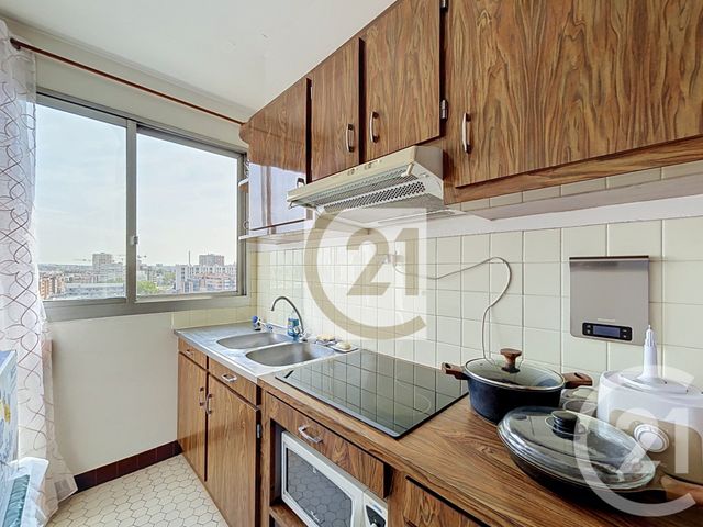 Appartement F2 à vendre - 2 pièces - 40.42 m2 - IVRY SUR SEINE - 94 - ILE-DE-FRANCE - Century 21 Raspail