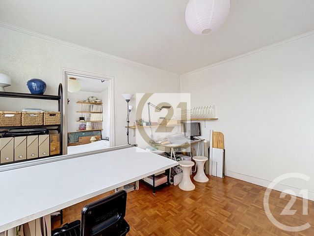 Appartement F2 à vendre - 2 pièces - 40.42 m2 - IVRY SUR SEINE - 94 - ILE-DE-FRANCE - Century 21 Raspail