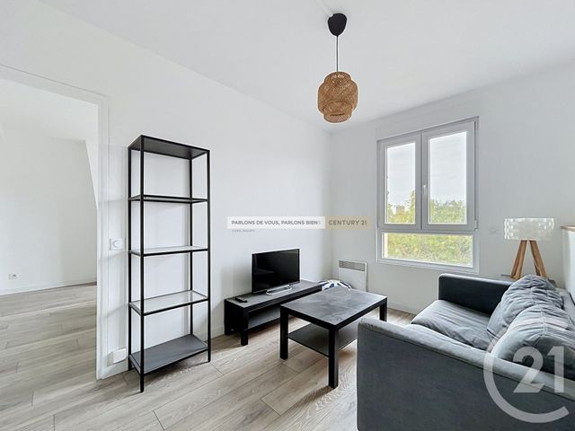 Appartement F2 à vendre - 2 pièces - 32.52 m2 - IVRY SUR SEINE - 94 - ILE-DE-FRANCE - Century 21 Raspail