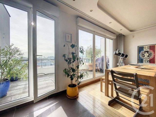 Appartement F4 à louer - 4 pièces - 106.63 m2 - IVRY SUR SEINE - 94 - ILE-DE-FRANCE - Century 21 Raspail