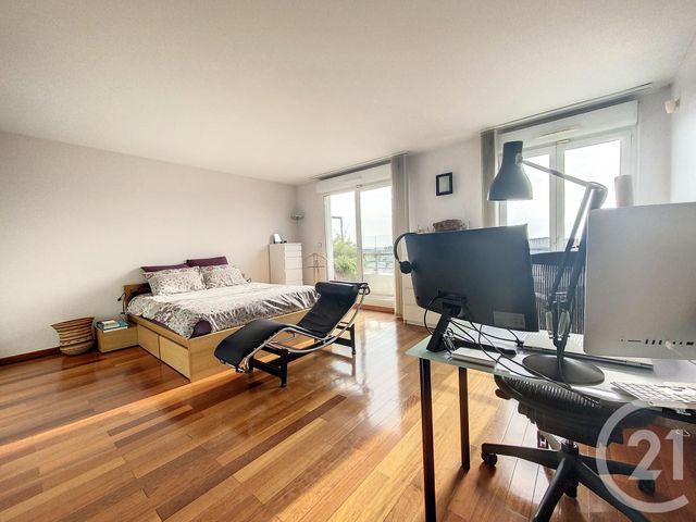 Appartement F4 à louer - 4 pièces - 106.63 m2 - IVRY SUR SEINE - 94 - ILE-DE-FRANCE - Century 21 Raspail