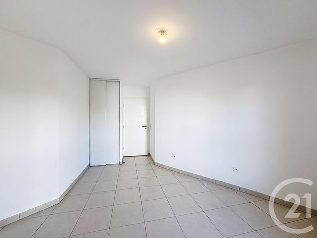 Appartement F3 à louer - 3 pièces - 66.3 m2 - IVRY SUR SEINE - 94 - ILE-DE-FRANCE - Century 21 Raspail