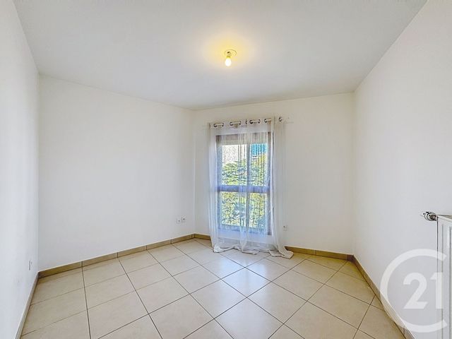 Appartement F3 à louer - 3 pièces - 66.3 m2 - IVRY SUR SEINE - 94 - ILE-DE-FRANCE - Century 21 Raspail