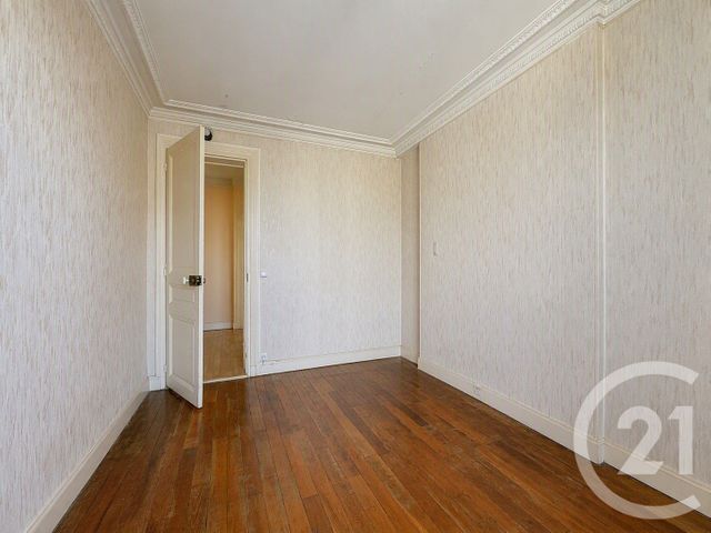 Appartement F2 à vendre - 2 pièces - 39.0 m2 - IVRY SUR SEINE - 94 - ILE-DE-FRANCE - Century 21 Raspail