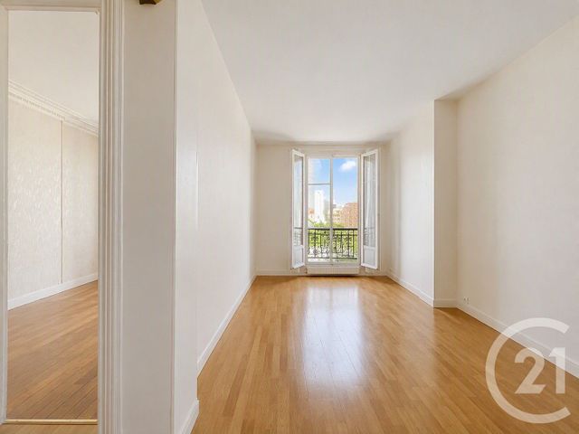 Appartement F2 à vendre - 2 pièces - 39.0 m2 - IVRY SUR SEINE - 94 - ILE-DE-FRANCE - Century 21 Raspail