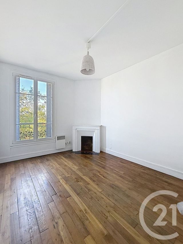 Appartement F2 à louer - 2 pièces - 37.35 m2 - VITRY SUR SEINE - 94 - ILE-DE-FRANCE - Century 21 Raspail