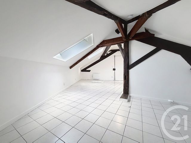 Appartement F1 à louer - 1 pièce - 13.64 m2 - IVRY SUR SEINE - 94 - ILE-DE-FRANCE - Century 21 Raspail