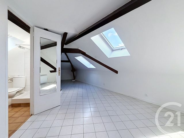 Appartement F1 à louer - 1 pièce - 13.64 m2 - IVRY SUR SEINE - 94 - ILE-DE-FRANCE - Century 21 Raspail