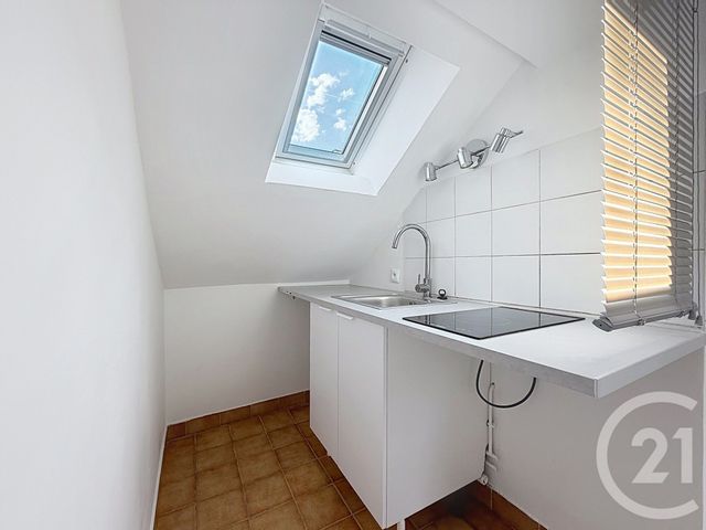 Appartement F1 à louer - 1 pièce - 13.64 m2 - IVRY SUR SEINE - 94 - ILE-DE-FRANCE - Century 21 Raspail