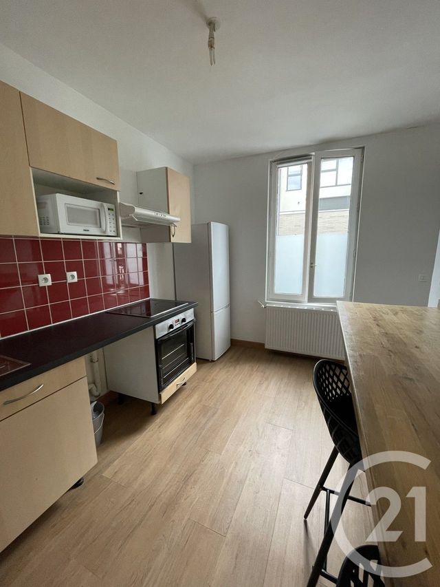 Appartement F2 à louer - 2 pièces - 46.63 m2 - IVRY SUR SEINE - 94 - ILE-DE-FRANCE - Century 21 Raspail