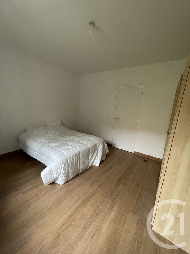 Appartement F2 à louer - 2 pièces - 46.63 m2 - IVRY SUR SEINE - 94 - ILE-DE-FRANCE - Century 21 Raspail