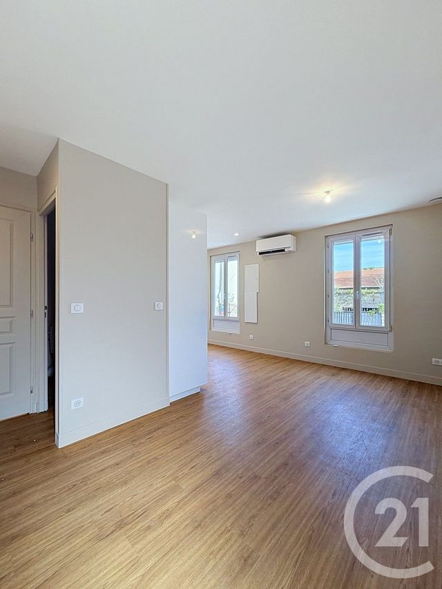 maison à louer - 3 pièces - 45.36 m2 - VITRY SUR SEINE - 94 - ILE-DE-FRANCE - Century 21 Raspail
