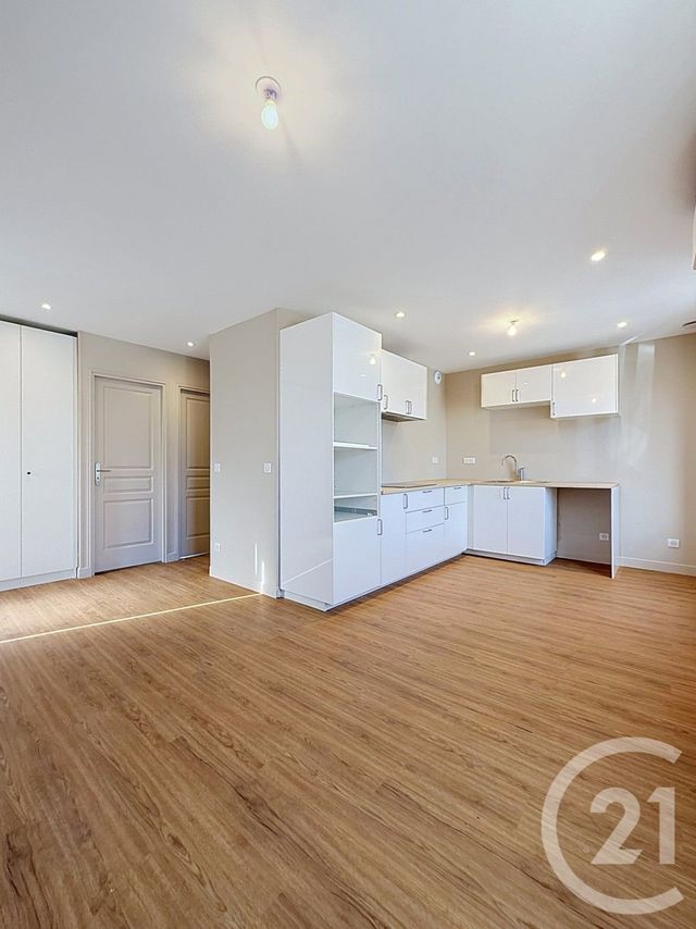 maison à louer - 3 pièces - 45.36 m2 - VITRY SUR SEINE - 94 - ILE-DE-FRANCE - Century 21 Raspail