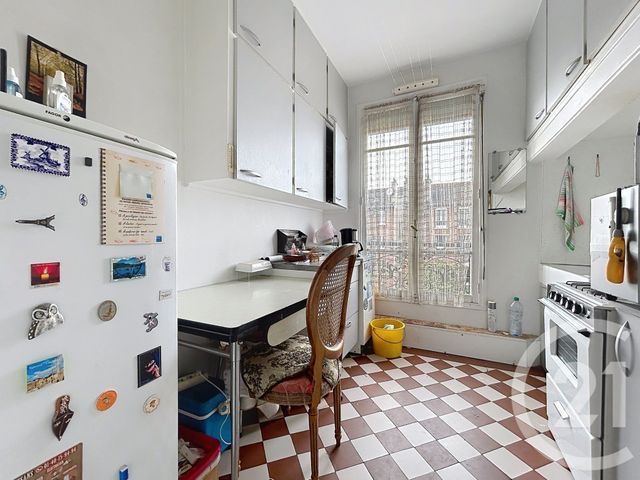 Appartement F3 à vendre - 3 pièces - 54.03 m2 - IVRY SUR SEINE - 94 - ILE-DE-FRANCE - Century 21 Raspail