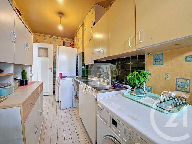 Appartement F3 à vendre - 3 pièces - 53.72 m2 - IVRY SUR SEINE - 94 - ILE-DE-FRANCE - Century 21 Raspail