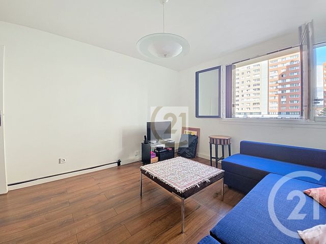 Appartement F3 à vendre - 3 pièces - 53.72 m2 - IVRY SUR SEINE - 94 - ILE-DE-FRANCE - Century 21 Raspail