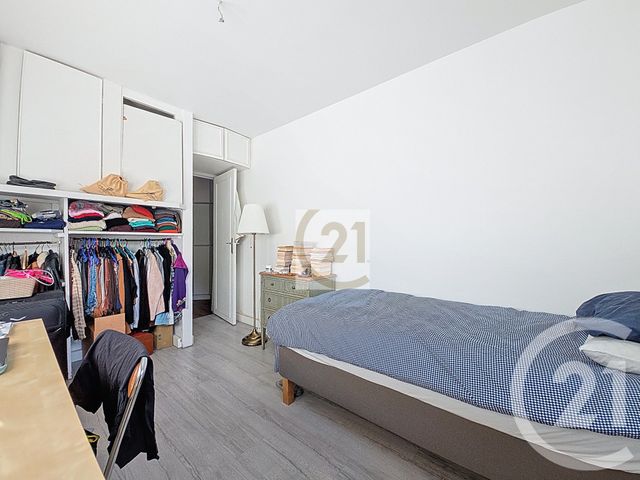 Appartement F3 à vendre - 3 pièces - 53.72 m2 - IVRY SUR SEINE - 94 - ILE-DE-FRANCE - Century 21 Raspail