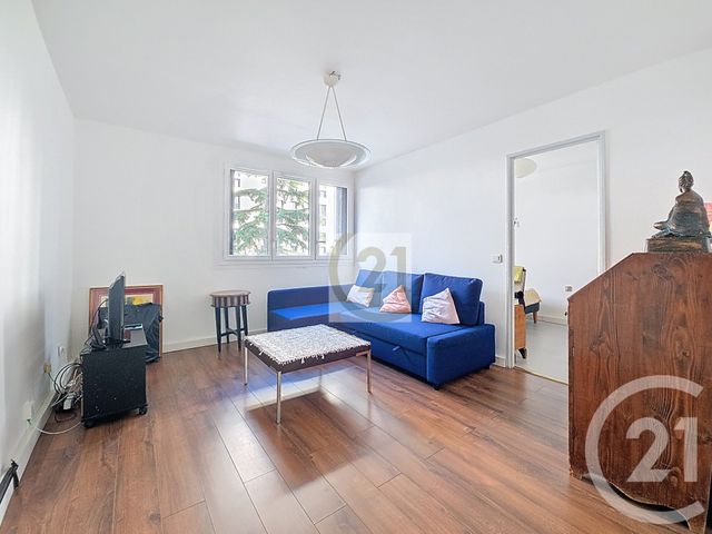 Appartement F3 à vendre - 3 pièces - 53.72 m2 - IVRY SUR SEINE - 94 - ILE-DE-FRANCE - Century 21 Raspail