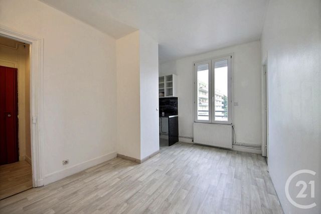 Appartement F2 à louer - 2 pièces - 27.69 m2 - IVRY SUR SEINE - 94 - ILE-DE-FRANCE - Century 21 Raspail